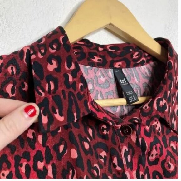 Zara TRF Red Pink Leopard Print Cropped Blouse S Viscose Size Small - Picture 7 of 9
